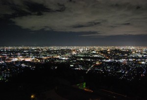 夜景が綺麗な旅館　みのお山荘 風の杜